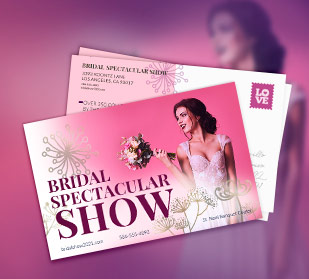 Create personalized postcards to showcase your personal adventures or business dreams